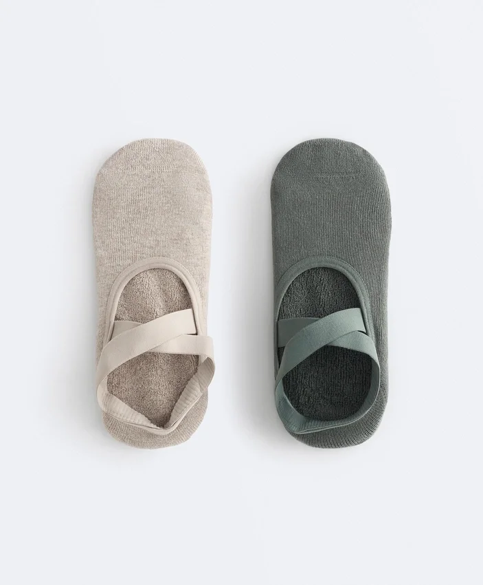 2 pares de calcetines acolchados de mezcla de algodón para yoga y pilates con tiras cruzadas 2 pares de calcetines acolchados de mezcla de algodón para yoga y pilates con tiras cruzadas