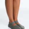 2 pares de calcetines acolchados de mezcla de algodón para yoga y pilates con tiras cruzadas 2 pares de calcetines acolchados de mezcla de algodón para yoga y pilates con tiras cruzadas