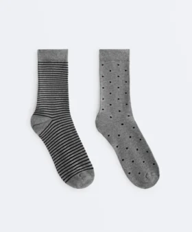 2 pares de calcetines clásicos 55 % modal y 10 % cachemira 2 pares de calcetines clásicos 55 % modal y 10 % cachemira