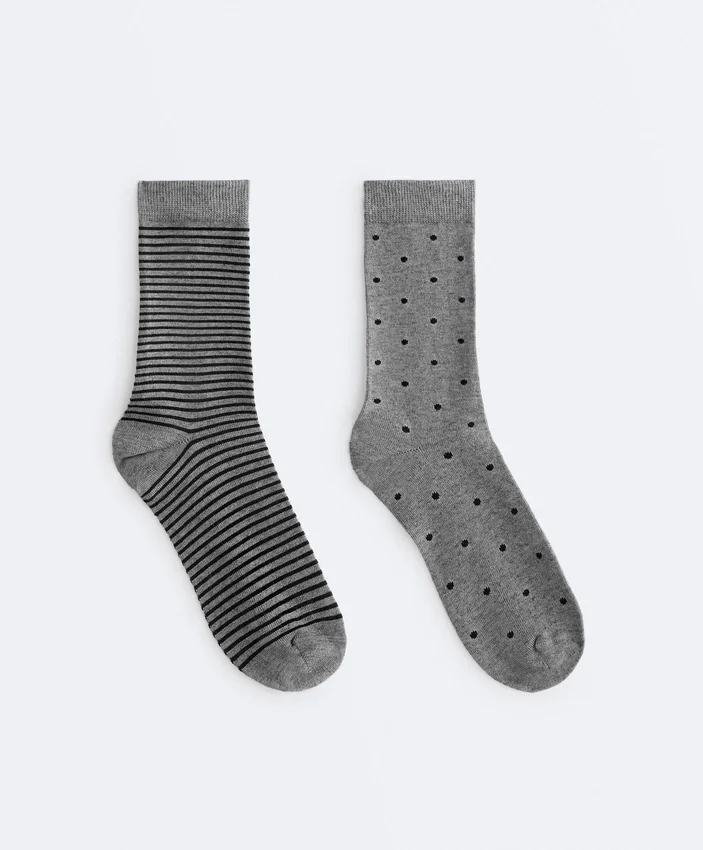 2 pares de calcetines clásicos 55 % modal y 10 % cachemira 2 pares de calcetines clásicos 55 % modal y 10 % cachemira