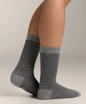 2 pares de calcetines clásicos 55 % modal y 10 % cachemira 2 pares de calcetines clásicos 55 % modal y 10 % cachemira