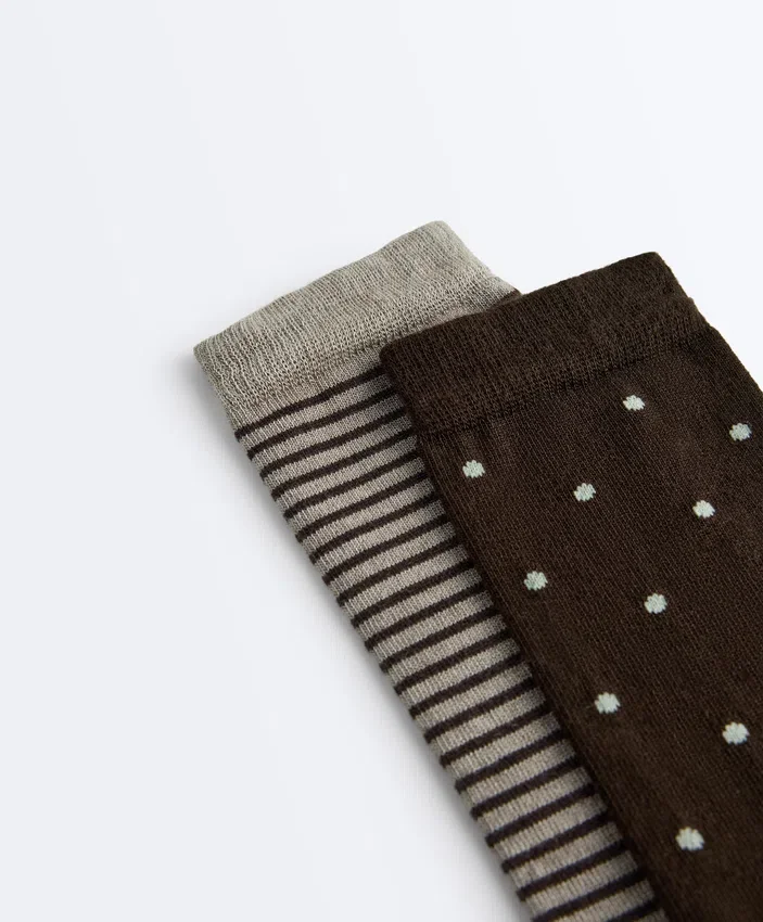2 pares de calcetines clásicos 55 % modal y 10 % cachemira 2 pares de calcetines clásicos 55 % modal y 10 % cachemira