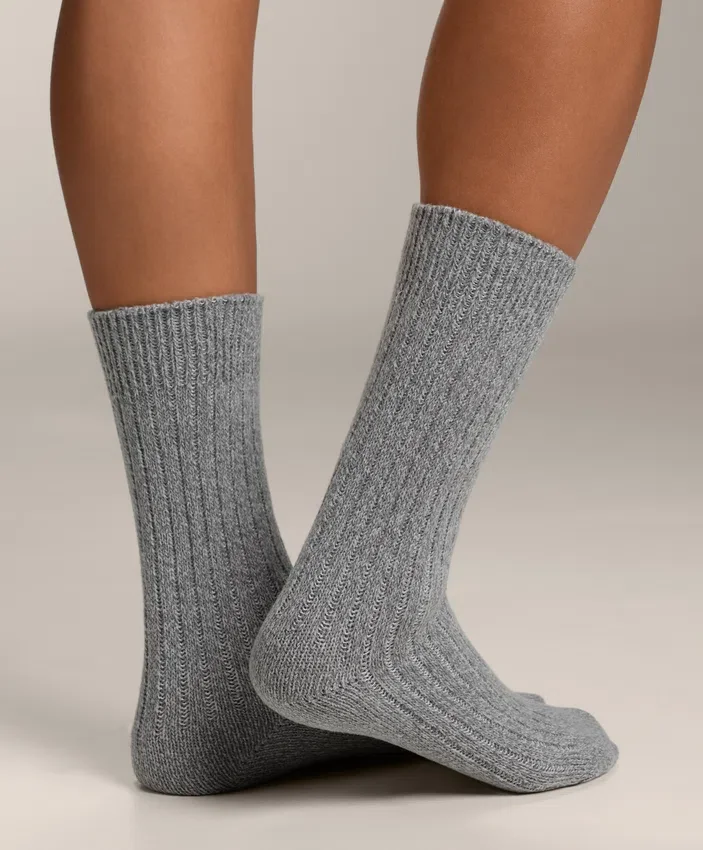 2 pares de calcetines clásicos acanalados 2 pares de calcetines clásicos acanalados