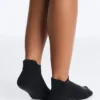 2 pares de calcetines cortos de mezcla de poliamida para yoga y pilates 2 pares de calcetines cortos de mezcla de poliamida para yoga y pilates