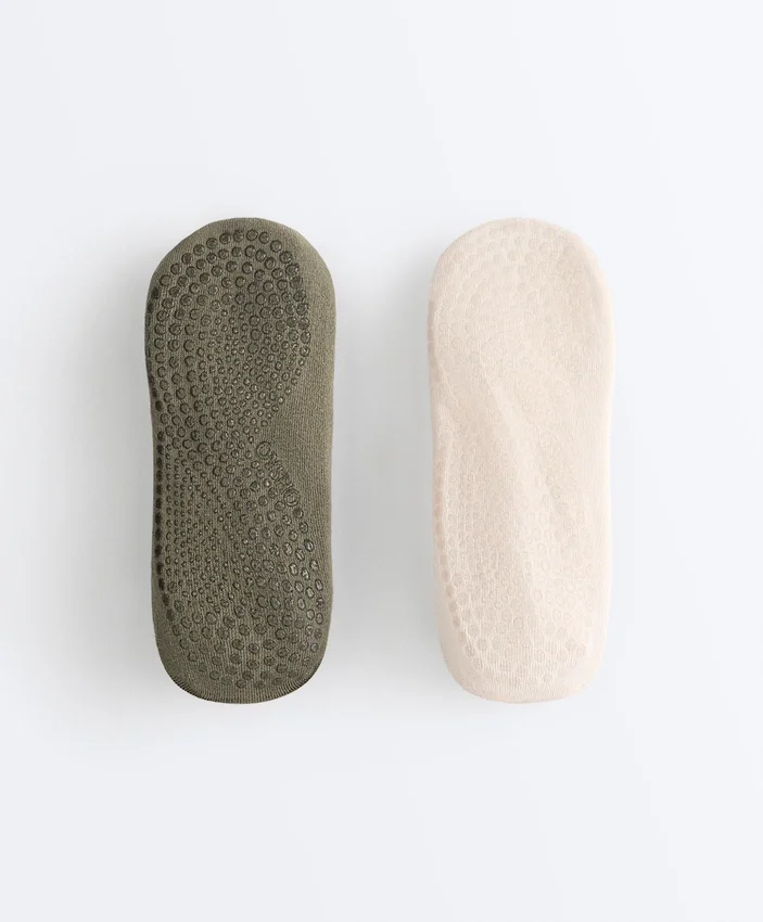 2 pares de calcetines de mezcla de algodón para yoga y pilates con tiras cruzadas 2 pares de calcetines de mezcla de algodón para yoga y pilates con tiras cruzadas