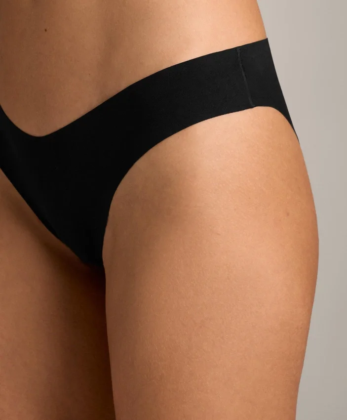 3 braguitas clásicas de bikini de mezcla de poliamida con corte en V invisible 3 braguitas clásicas de bikini de mezcla de poliamida con corte en V invisible