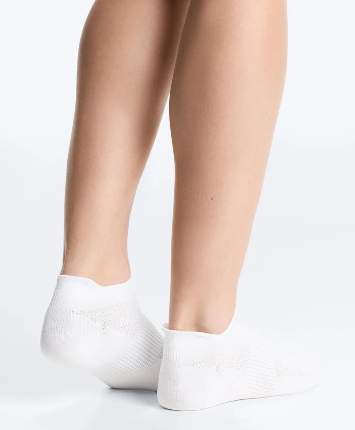 3 pares de calcetines de deporte de mezcla de poliamida con lengüeta en el talón 3 pares de calcetines de deporte de mezcla de poliamida con lengüeta en el talón