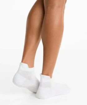 3 pares de calcetines deportivos de mezcla de algodón con lengüeta en el talón 3 pares de calcetines deportivos de mezcla de algodón con lengüeta en el talón