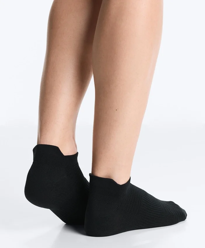 3 pares de calcetines deportivos de mezcla de poliamida con lengüeta en el talón 3 pares de calcetines deportivos de mezcla de poliamida con lengüeta en el talón