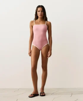 Bañador bandeau con ribete en contraste