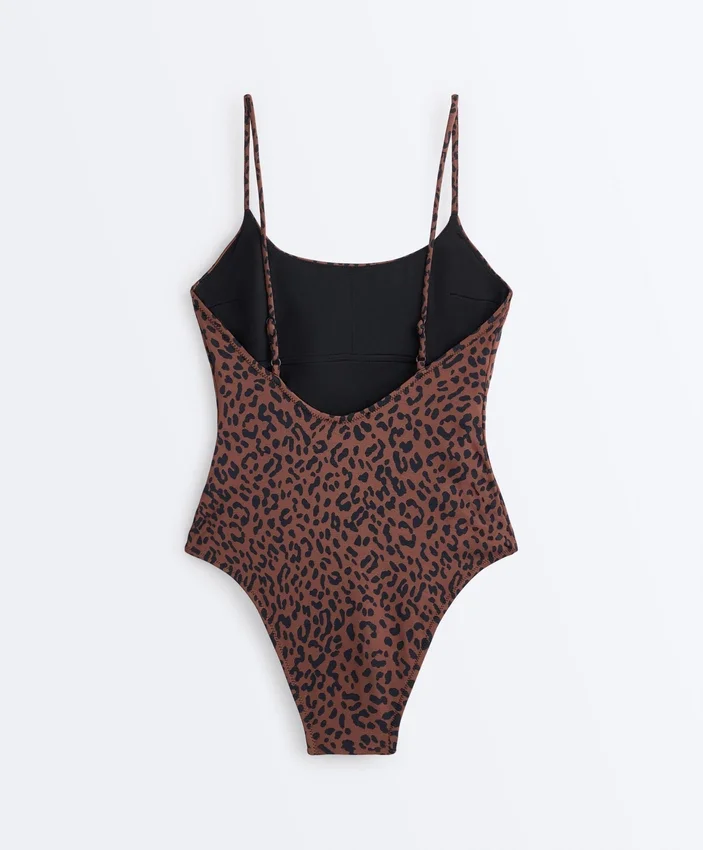 Bañador con estampado de leopardo Bañador con estampado de leopardo