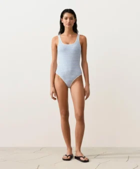 Bañador de cuello redondo con rayas texturizadas