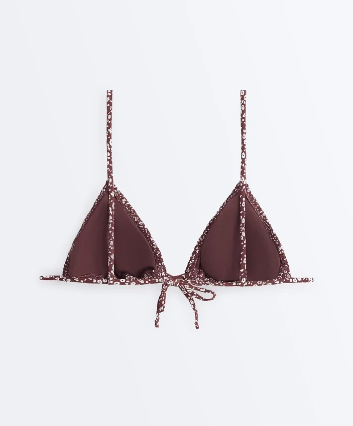 Bikini triangular con fruncidos Bikini triangular con fruncidos