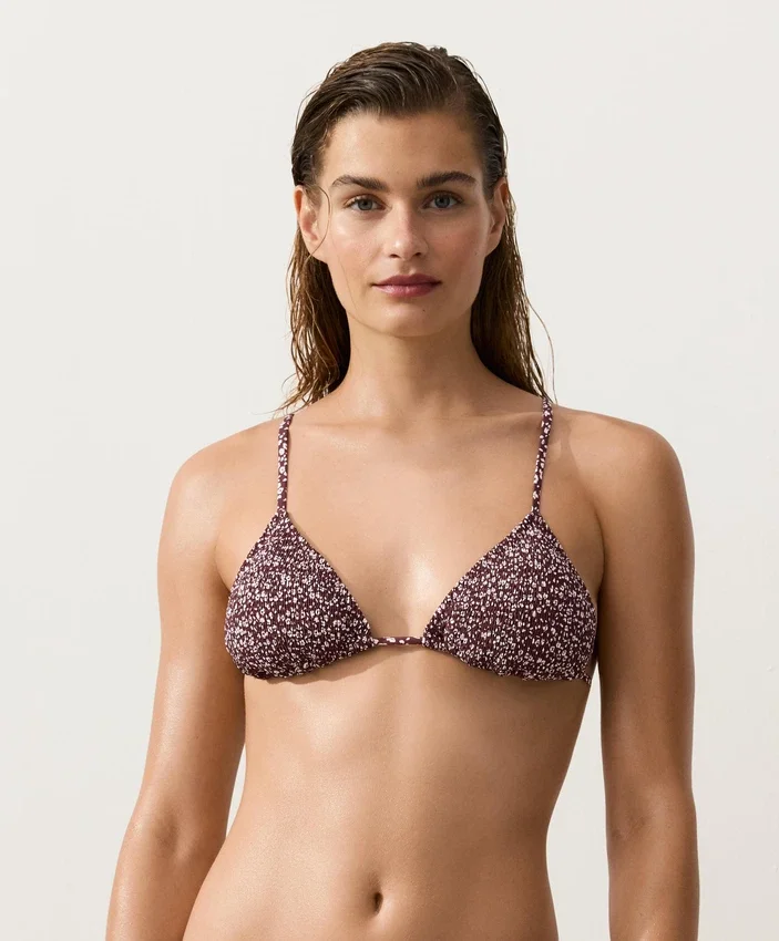 Bikini triangular con fruncidos Bikini triangular con fruncidos
