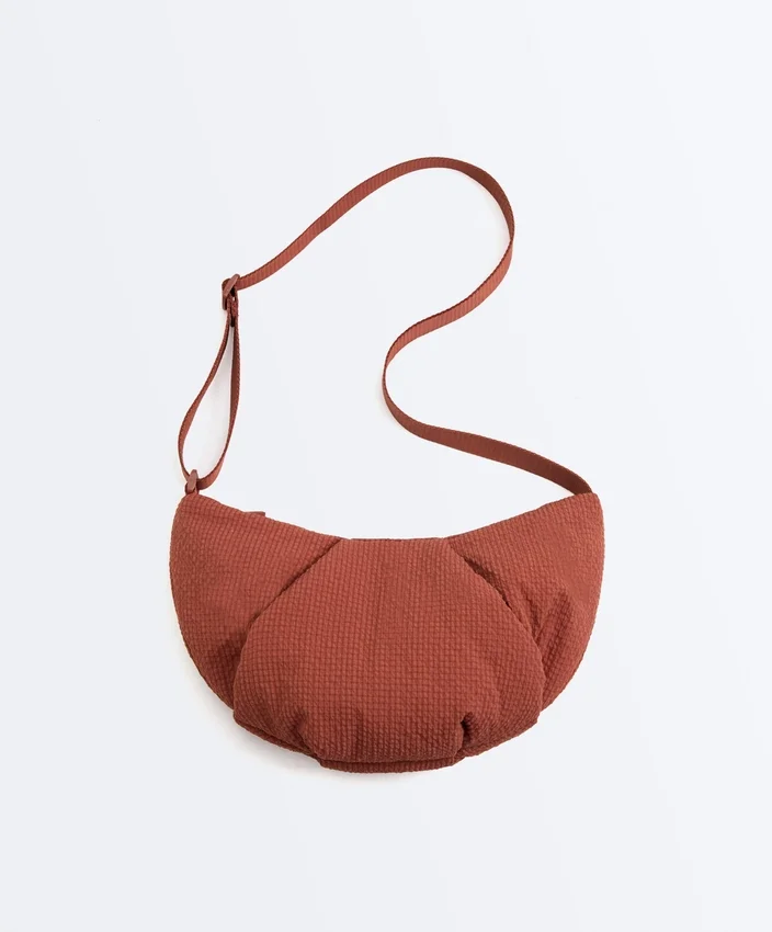 Bolso bandolera acolchado con textura Bolso bandolera acolchado con textura