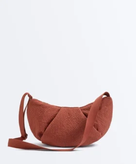 Bolso bandolera acolchado con textura
