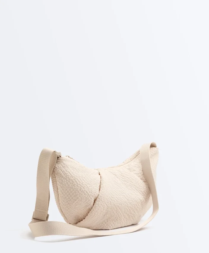 Bolso bandolera acolchado con textura Bolso bandolera acolchado con textura