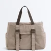 Bolso tote con correa ajustable