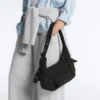 Bolsos mini con bolsillos maxi Bolsos mini con bolsillos maxi