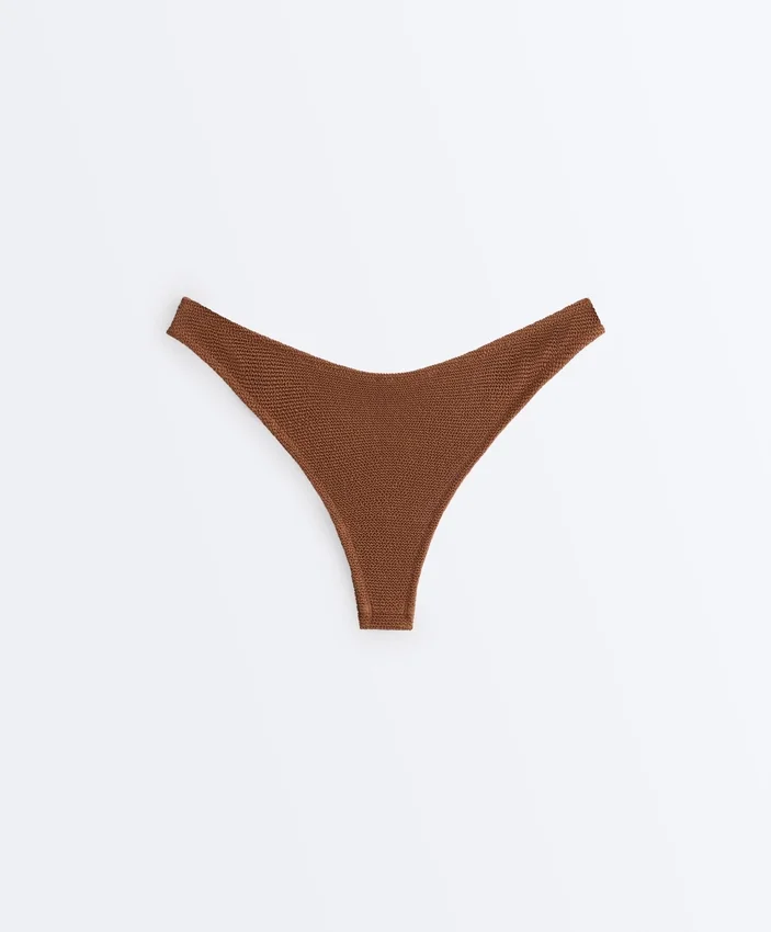 Braguitas de bikini brasileñas con corte en U y tejido arrugado Braguitas de bikini brasileñas con corte en U y tejido arrugado