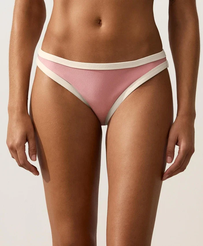 Braguitas de bikini clásicas con ribete en contraste Braguitas de bikini clásicas con ribete en contraste