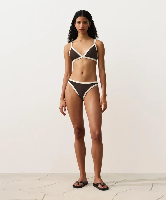 Braguitas de bikini clásicas con ribete en contraste Braguitas de bikini clásicas con ribete en contraste