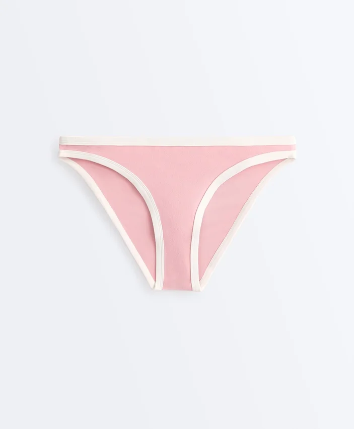 Braguitas de bikini clásicas con ribete en contraste Braguitas de bikini clásicas con ribete en contraste