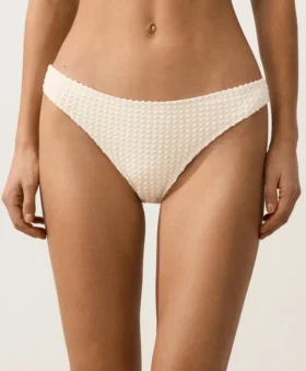 Braguitas de bikini clásicas de ganchillo con textura de burbujas