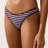 Braguitas de bikini de cobertura media con corte en U y rayas texturizadas Braguitas de bikini de cobertura media con corte en U y rayas texturizadas