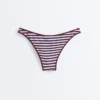 Braguitas de bikini de cobertura media con corte en U y rayas texturizadas Braguitas de bikini de cobertura media con corte en U y rayas texturizadas