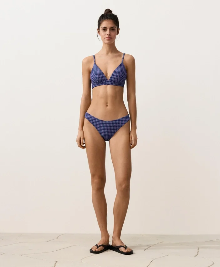 Braguitas de bikini de corte en U y cobertura media con estampado de cuadros vichy Braguitas de bikini de corte en U y cobertura media con estampado de cuadros vichy