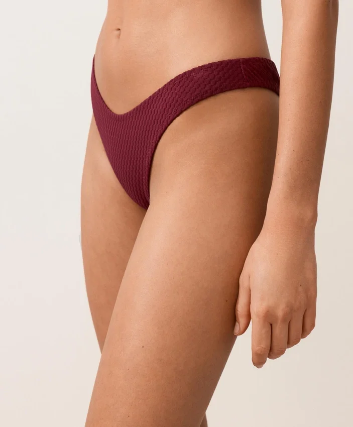 Braguitas de bikinis brasileñas con corte en U y tejido jacquard de cuadros pequeños Braguitas de bikinis brasileñas con corte en U y tejido jacquard de cuadros pequeños