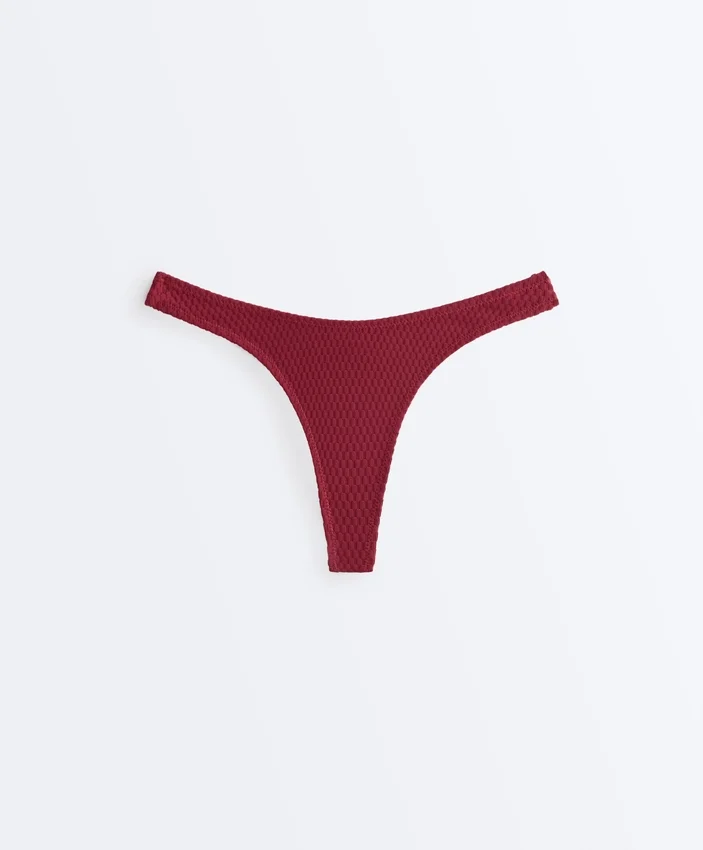 Braguitas de bikinis brasileñas con corte en U y tejido jacquard de cuadros pequeños Braguitas de bikinis brasileñas con corte en U y tejido jacquard de cuadros pequeños