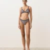 Braguitas de bikinis clásicas con rayas texturizadas Braguitas de bikinis clásicas con rayas texturizadas