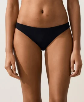 Braguitas de bikinis clásicas de piqué