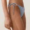 Braguitas de bikinis de cobertura media con rayas texturizadas y lazos Braguitas de bikinis de cobertura media con rayas texturizadas y lazos