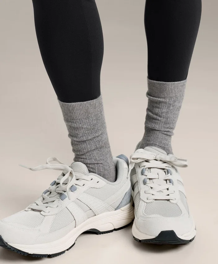 Calcetines clásicos de mezcla de modal con un 13 % de cachemira Calcetines clásicos de mezcla de modal con un 13 % de cachemira
