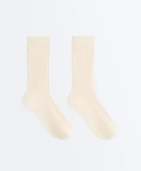 Calcetines clásicos de mezcla de seda con diseño acanalado Calcetines clásicos de mezcla de seda con diseño acanalado