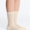 Calcetines clásicos de mezcla de seda con diseño acanalado Calcetines clásicos de mezcla de seda con diseño acanalado