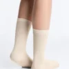 Calcetines clásicos de mezcla de seda con diseño acanalado Calcetines clásicos de mezcla de seda con diseño acanalado