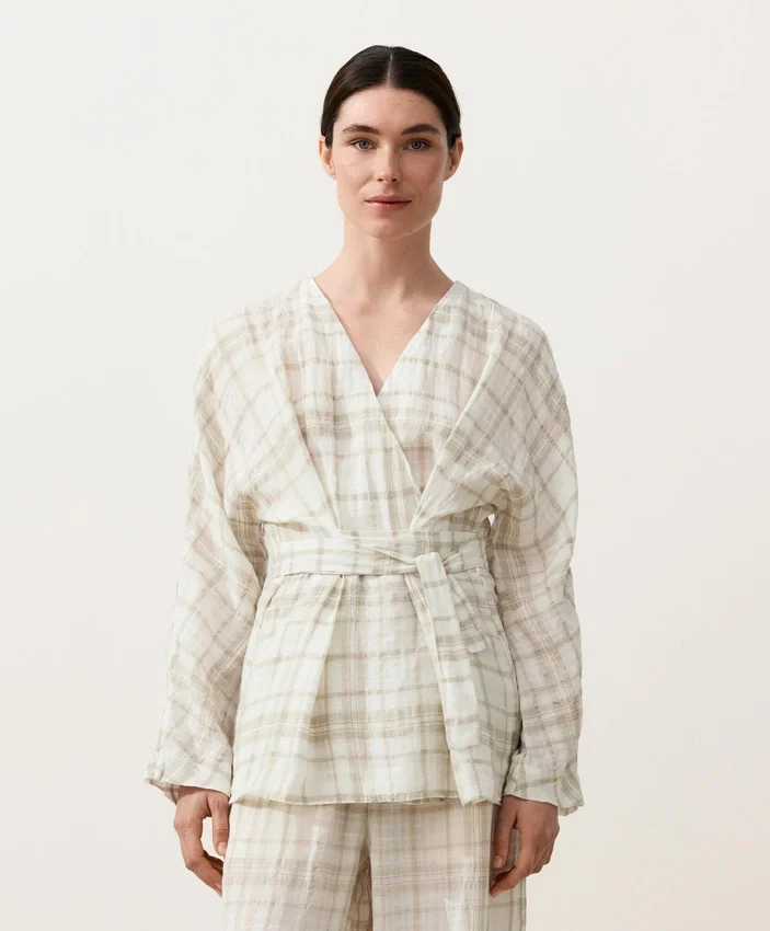 Camisas tipo kimono de mezcla de lino y lyocell a cuadros Camisas tipo kimono de mezcla de lino y lyocell a cuadros