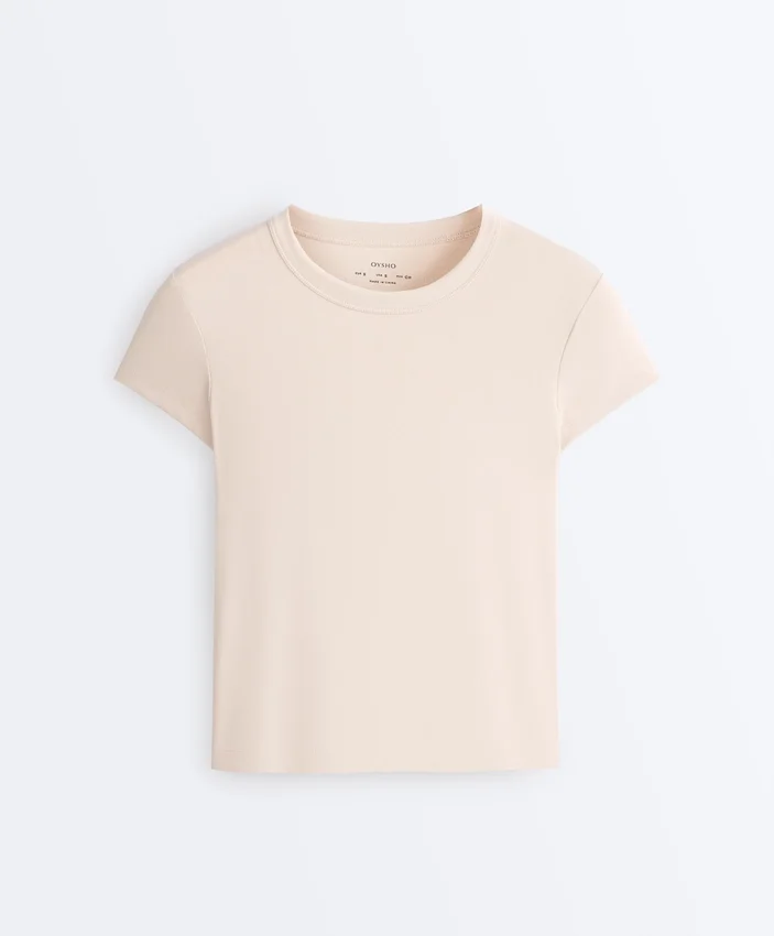 Camiseta ajustada de manga corta de modal acanalado Camiseta ajustada de manga corta de modal acanalado