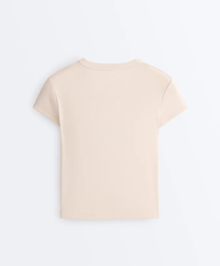 Camiseta ajustada de manga corta de modal acanalado Camiseta ajustada de manga corta de modal acanalado
