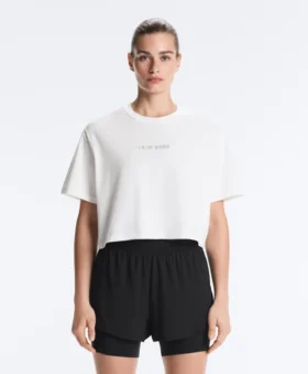 Camiseta corta de corte recto con eslogan, de mezcla de algodón