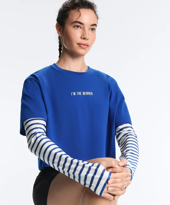 Camiseta corta de corte recto con eslogan, de mezcla de algodón Camiseta corta de corte recto con eslogan, de mezcla de algodón