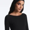 Camiseta de cuello barco de mezcla de modal acanalado Camiseta de cuello barco de mezcla de modal acanalado