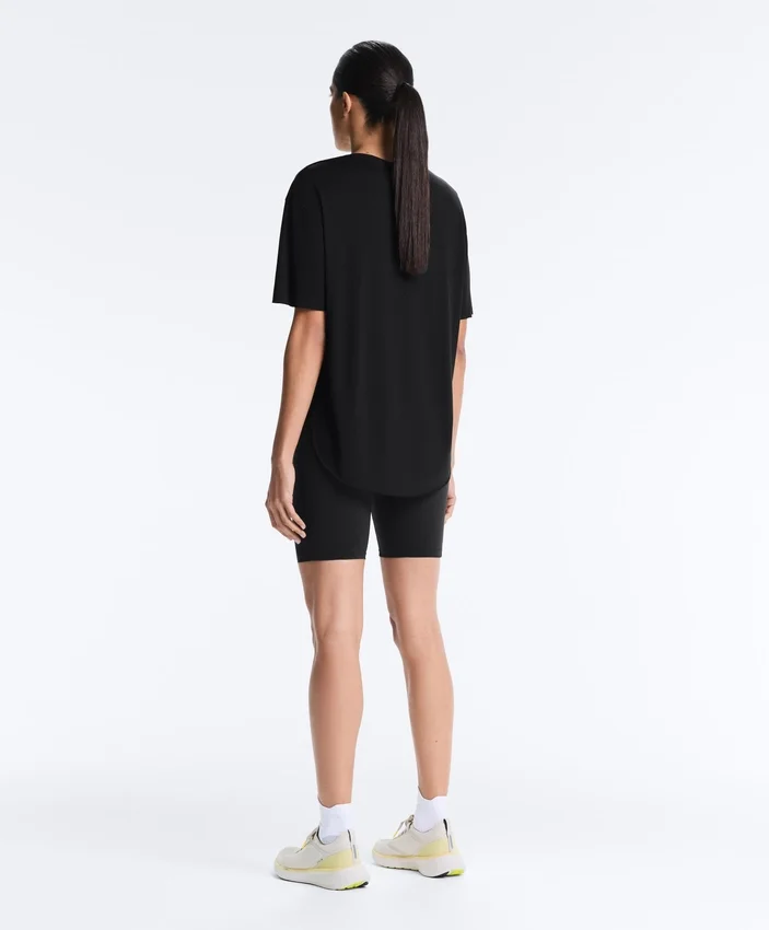 Camiseta de manga corta de mezcla de modal con bajo redondeado en la espalda Camiseta de manga corta de mezcla de modal con bajo redondeado en la espalda