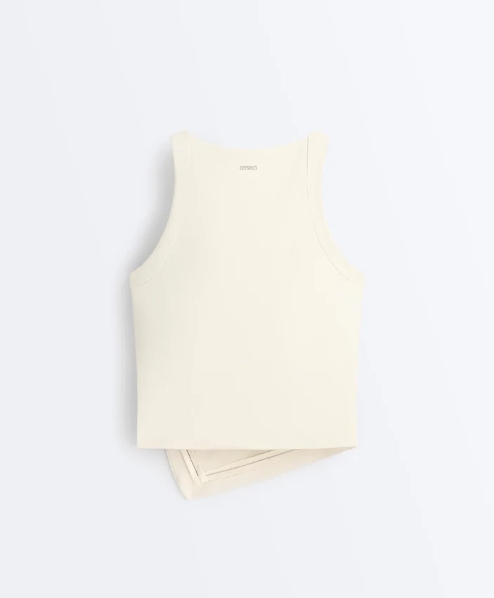 Camiseta de tirantes con cuello halter de Comfortlux y dobladillo con puntada de festón Camiseta de tirantes con cuello halter de Comfortlux y dobladillo con puntada de festón