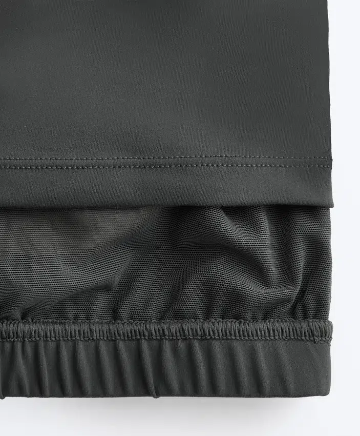 Camiseta de tirantes con cuello halter trenzado Comfortlux Camiseta de tirantes con cuello halter trenzado Comfortlux