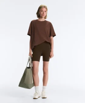 Camiseta oversize de manga corta a rayas de mezcla de algodón para pantalones cortos Camiseta oversize de manga corta a rayas de mezcla de algodón para pantalones cortos